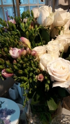 blumenladen-muenchen-maxvorstadt-odeonsplatz-pinakotheken-fuerstenstr-20190404_113124