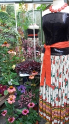 damen-secondhandladen-muenchen-fashion-and-fantasy-annette-schlagheck-impressionen-800w-20180818_105617