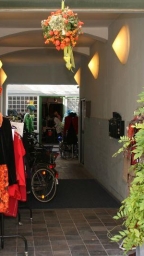 einfahrt-secondhand-muenchen-fashionandfantasy-800w